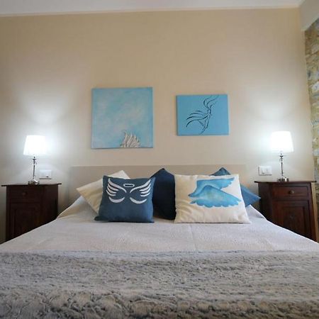 Cabane Bed And Breakfast Garlenda Buitenkant foto